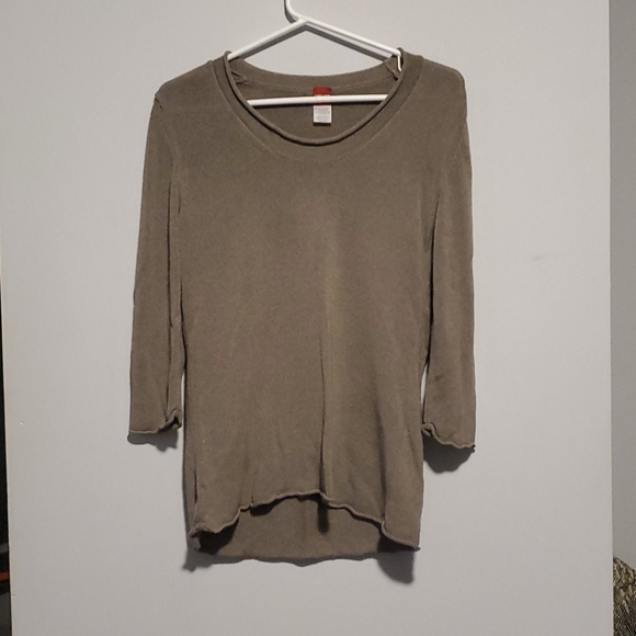 💫 2/$30 • Light Brown Sweater - Picture 1 of 2